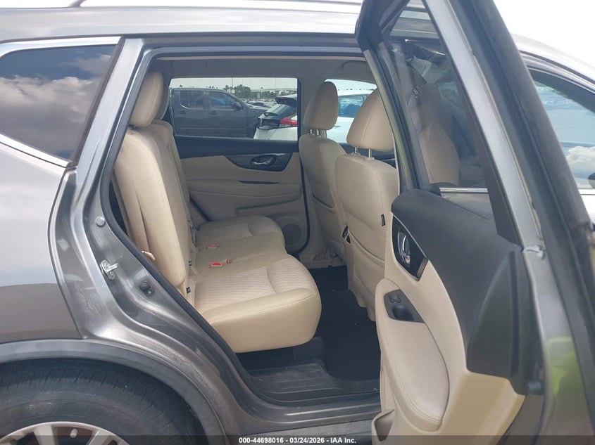 2017 Nissan Rogue VIN JN8AT2MT0HW135357 IAAI salvage auction — FRONT END, Wait Title, sold $3,350 on 2026-07-23 (photo 8)