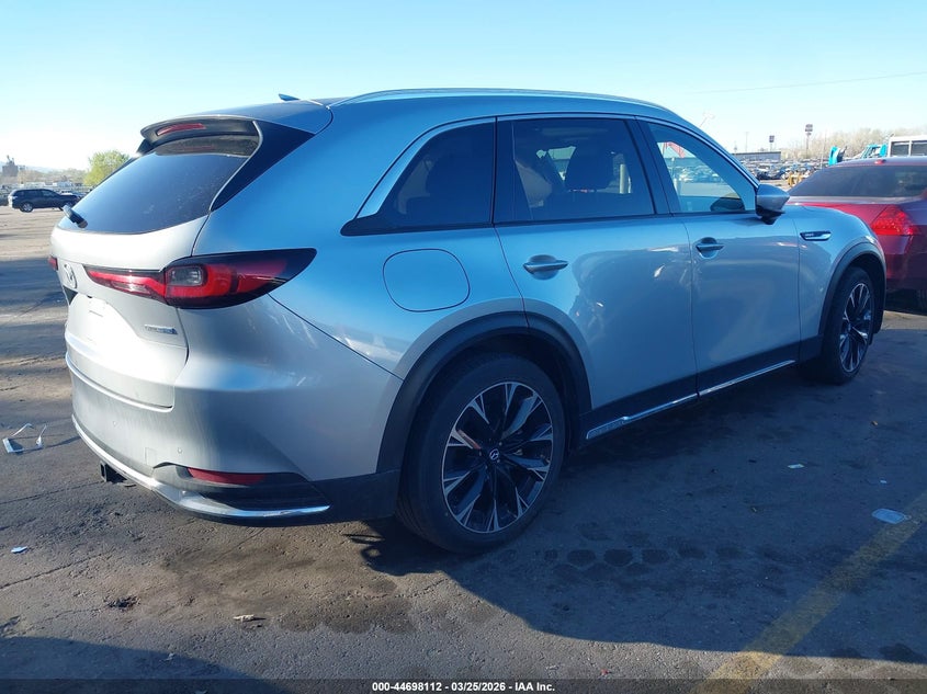 2024 Mazda Cx-90 VIN JM3KKDHA3R1136984 IAAI salvage auction — LEFT SIDE, Salvage (Utah), sold $11,500 on 2026-07-24 (photo 4)