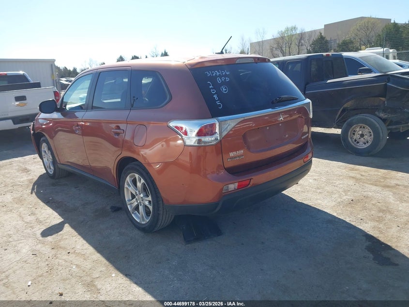 2014 Mitsubishi Outlander VIN JA4AD3A34EZ012085 IAAI salvage auction — RIGHT FRONT, Clear (Oklahoma), sold $875 on 2026-07-22 (photo 3)