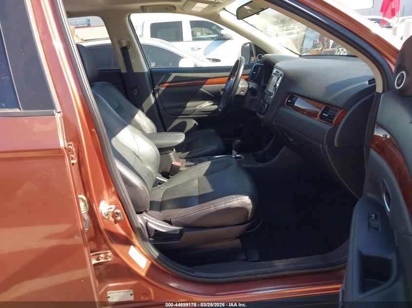 2014 Mitsubishi Outlander VIN JA4AD3A34EZ012085 IAAI salvage auction — RIGHT FRONT, Clear (Oklahoma), sold $875 on 2026-07-22 (photo 5)