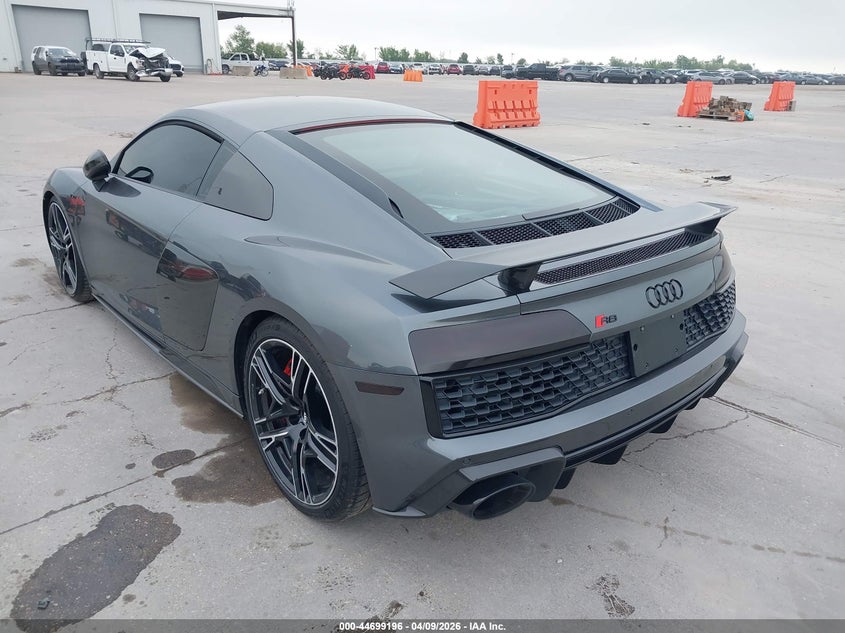 2020 Audi R8 VIN WUAKBAFX5L7900209 IAAI salvage auction — WATER/FLOOD, Salvage (Missouri), sold $134,500 on 2026-07-15 (photo 3)