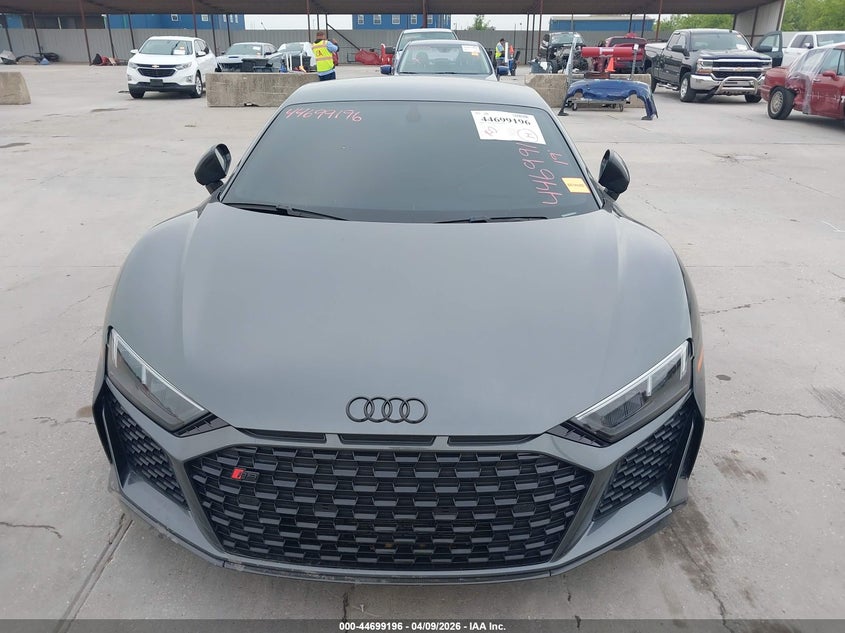 2020 Audi R8 VIN WUAKBAFX5L7900209 IAAI salvage auction — WATER/FLOOD, Salvage (Missouri), sold $134,500 on 2026-07-15 (photo 6)