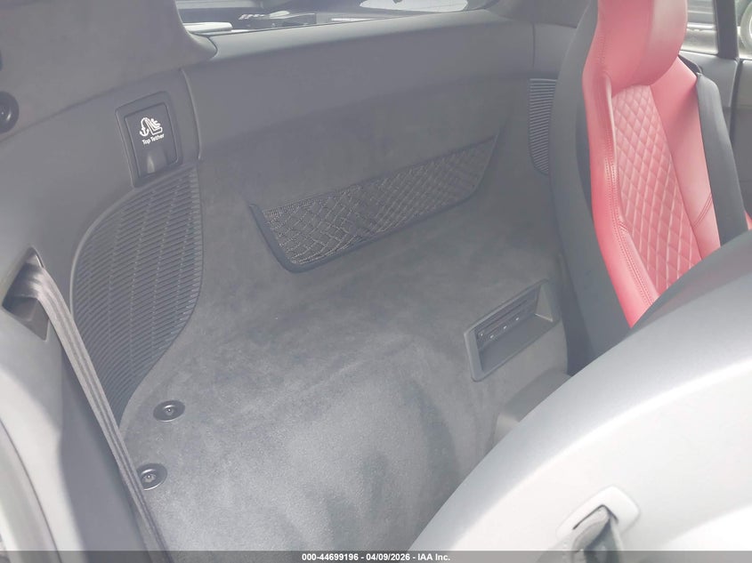 2020 Audi R8 VIN WUAKBAFX5L7900209 IAAI salvage auction — WATER/FLOOD, Salvage (Missouri), sold $134,500 on 2026-07-15 (photo 8)