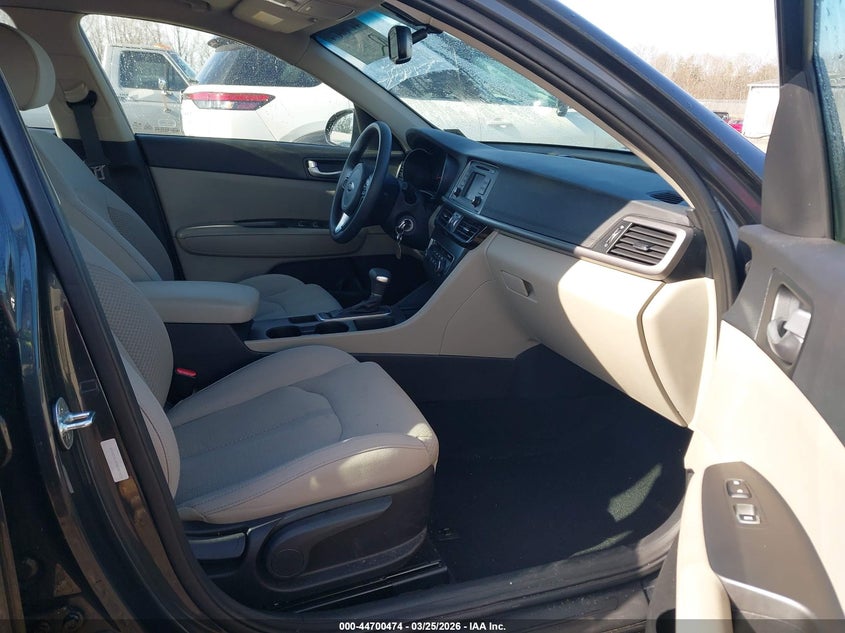 2016 Kia Optima VIN 5XXGT4L39GG087635 IAAI salvage auction — REAR END, Wait Title, sold $2,250 on 2026-07-19 (photo 5)