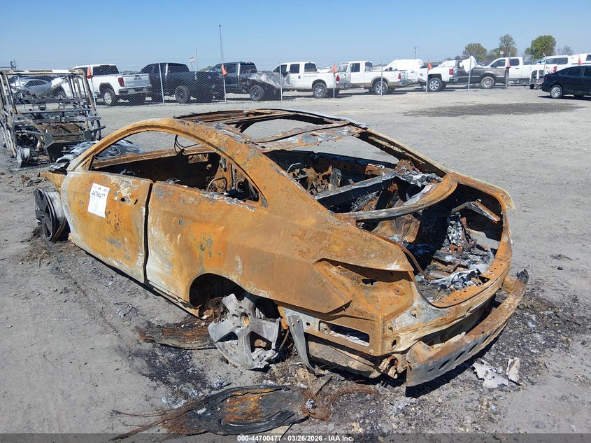 2010 Mercedes-benz E-class VIN WDDKJ7CB8AF005382 IAAI salvage auction — TOTAL BURN, Parts Only (Arkansas), sold $125 on 2026-07-15 (photo 3)