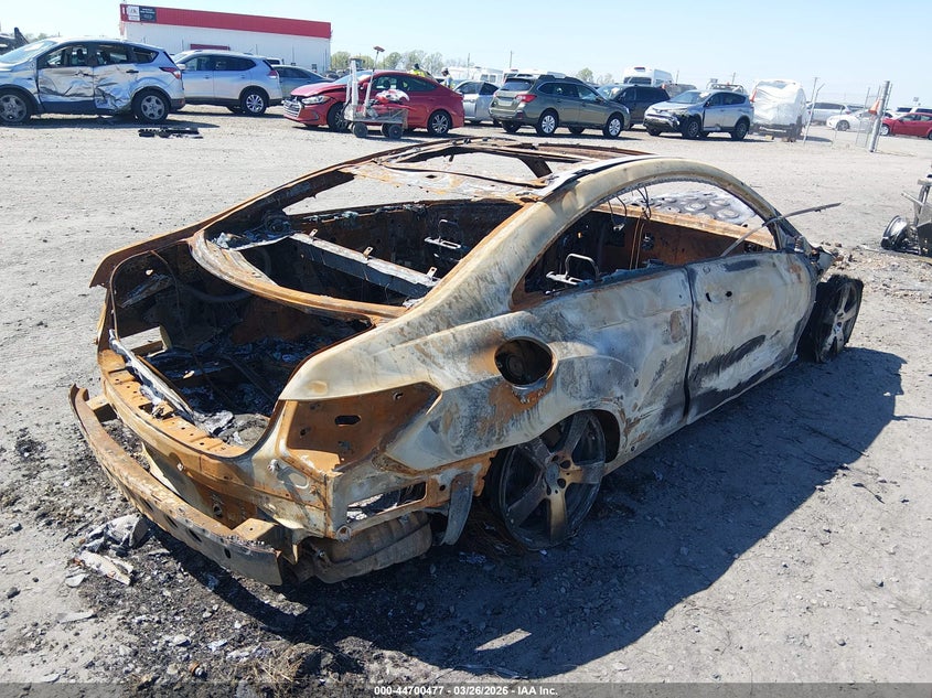 2010 Mercedes-benz E-class VIN WDDKJ7CB8AF005382 IAAI salvage auction — TOTAL BURN, Parts Only (Arkansas), sold $125 on 2026-07-15 (photo 4)
