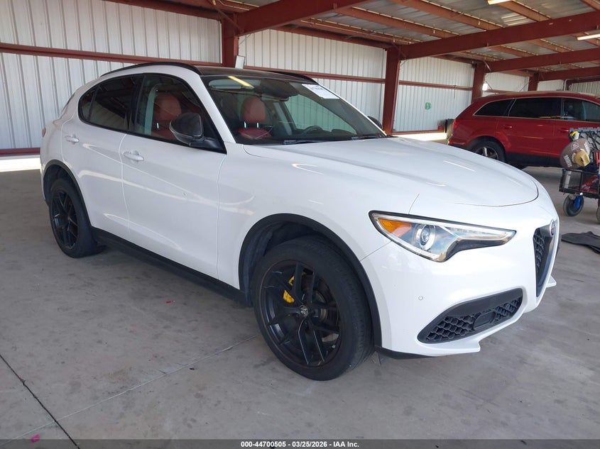 2019 Alfa romeo Stelvio VIN ZASPAKAN6K7C70000 IAAI salvage auction — FRONT END, Salvage Title (California), sold $6,725 on 2026-07-07 (photo 1)