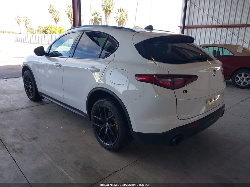 2019 Alfa romeo Stelvio VIN ZASPAKAN6K7C70000 IAAI salvage auction — FRONT END, Salvage Title (California), sold $6,725 on 2026-07-07 (photo 3)