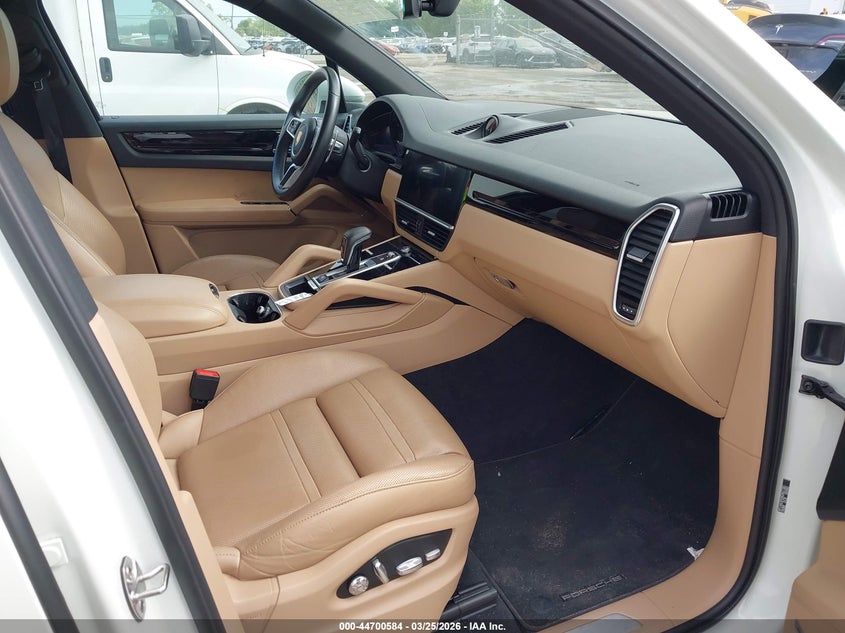 2019 Porsche Cayenne VIN WP1AA2AY0KDA07381 IAAI salvage auction — FRONT END, Wait Title, sold $11,500 on 2026-07-09 (photo 5)