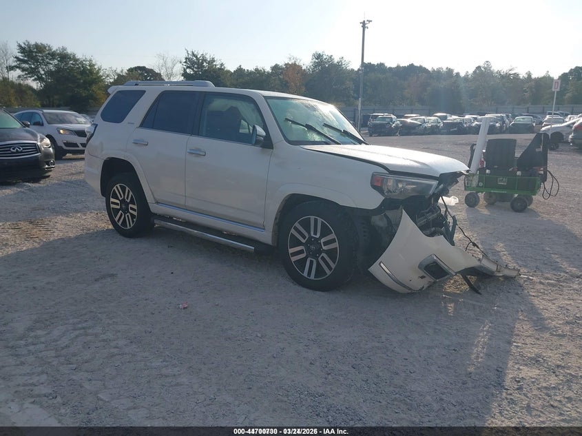 2015 Toyota 4runner VIN JTEZU5JR5F5093028 IAAI salvage auction — FRONT END, Rebuildable (Florida), sold $5,100 on 2026-07-23 (photo 1)