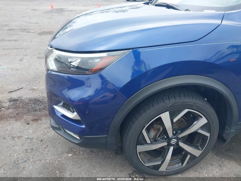 2020 Nissan Rogue VIN JN1BJ1CV5LW256108 IAAI salvage auction — REAR END, Wait Title, sold $5,300 on 2026-07-19 (photo 6)