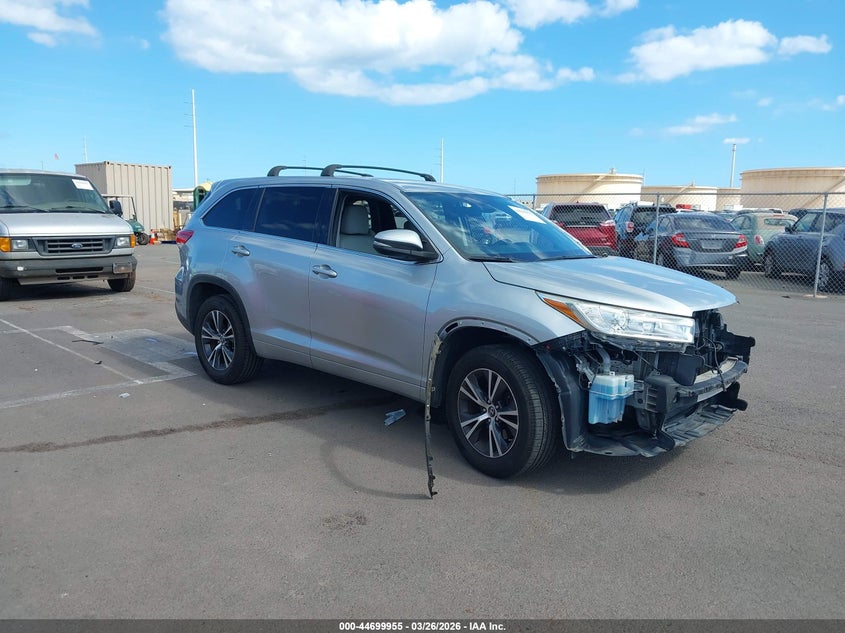 2017 Toyota Highlander VIN 5TDZARFH4HS032156 IAAI salvage auction — FRONT END, Salvage (Hawaii), sold $4,100 on 2026-07-14 (photo 1)