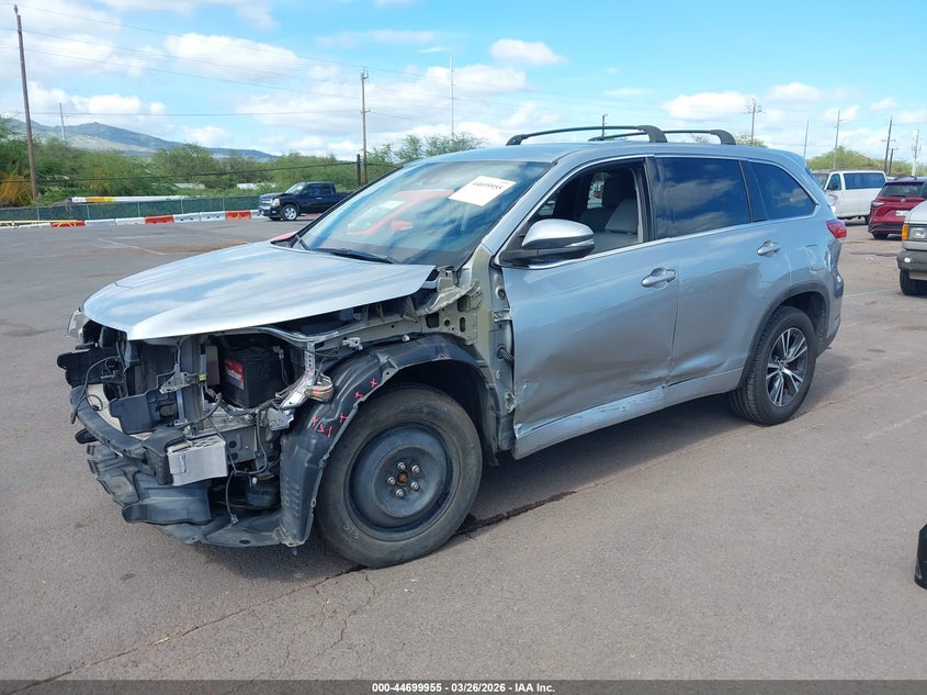 2017 Toyota Highlander VIN 5TDZARFH4HS032156 IAAI salvage auction — FRONT END, Salvage (Hawaii), sold $4,100 on 2026-07-14 (photo 2)
