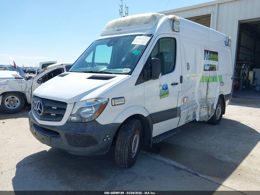 2017 Mercedes-benz Sprinter VIN WD3PE7CD9HP386986 IAAI salvage auction — LEFT SIDE, Wait Title, sold $2,300 on 2026-07-22 (photo 2)