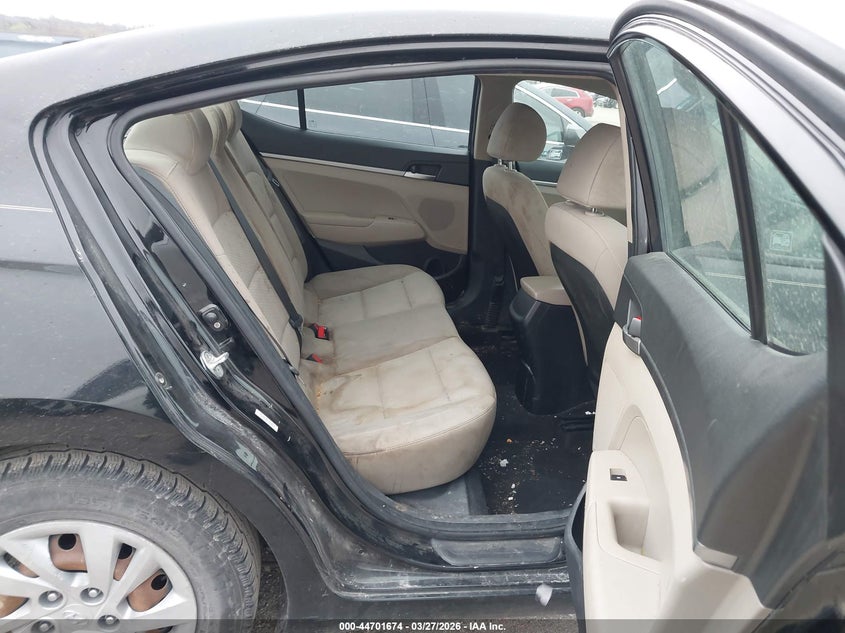 2019 Hyundai Elantra VIN KMHD74LF0KU759873 IAAI salvage auction — HAIL, Clear (Oklahoma), sold $3,150 on 2026-07-07 (photo 8)