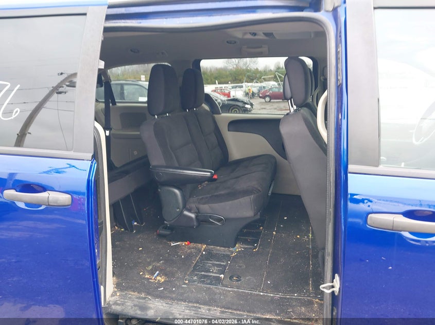 2019 Dodge Caravan VIN 2C4RDGBG3KR615603 IAAI salvage auction — RIGHT FRONT, Salvage (Indiana), sold $25 on 2026-06-30 (photo 8)