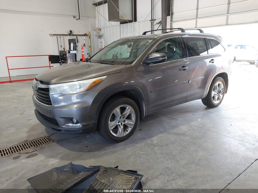 2015 Toyota Highlander VIN 5TDDKRFH5FS124297 IAAI salvage auction — RIGHT REAR, Clear (Missouri), sold $7,350 on 2026-07-20 (photo 2)