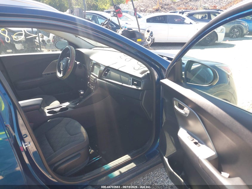 2018 Kia Niro VIN KNDCB3LC0J5210018 IAAI salvage auction — MECHANICAL, Salvage (Illinois), sold $625 on 2026-07-09 (photo 5)