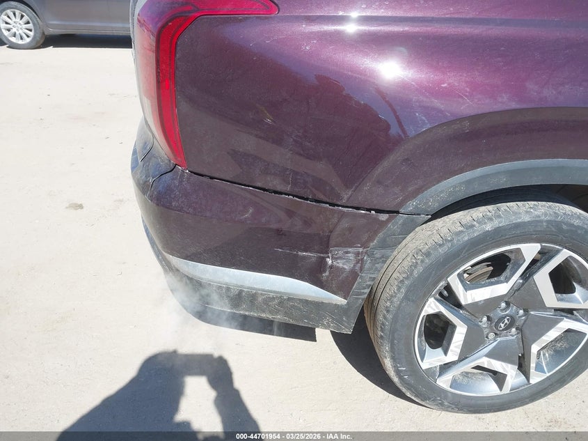2024 Hyundai Palisade VIN KM8R5DGE9RU701042 IAAI salvage auction — RIGHT SIDE, Salvage (Maine), sold $15,150 on 2026-07-20 (photo 6)