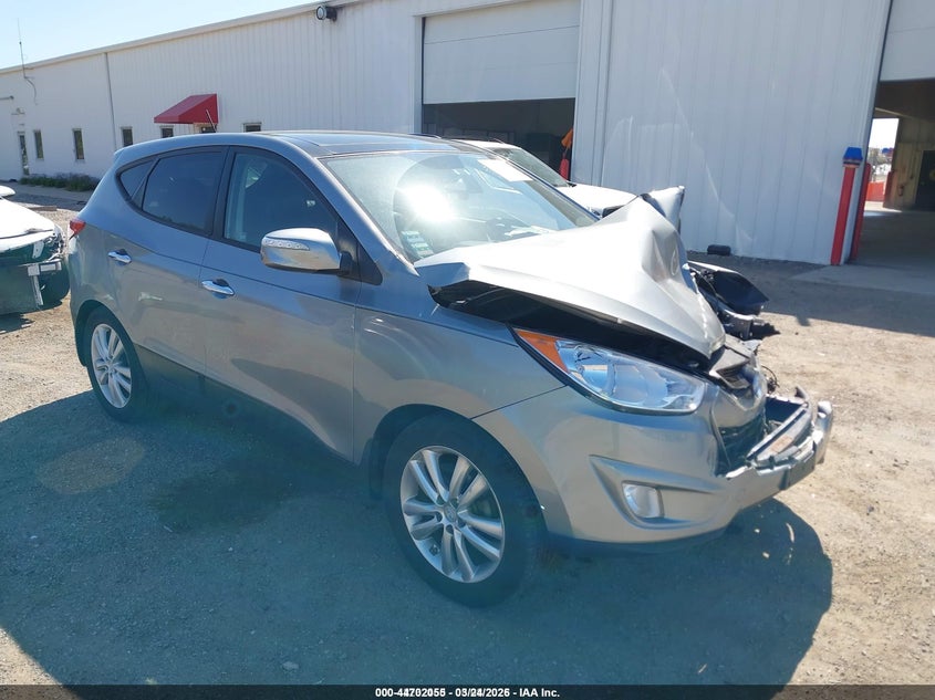 2011 Hyundai Tucson VIN KM8JU3AC7BU259949 IAAI salvage auction — LEFT FRONT, Salvage (Illinois), sold $675 on 2026-07-22 (photo 1)