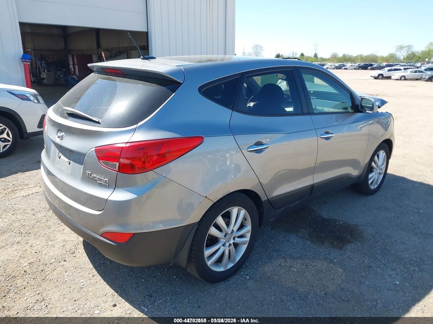 2011 Hyundai Tucson VIN KM8JU3AC7BU259949 IAAI salvage auction — LEFT FRONT, Salvage (Illinois), sold $675 on 2026-07-22 (photo 4)