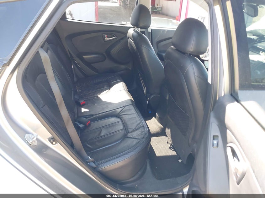 2011 Hyundai Tucson VIN KM8JU3AC7BU259949 IAAI salvage auction — LEFT FRONT, Salvage (Illinois), sold $675 on 2026-07-22 (photo 8)
