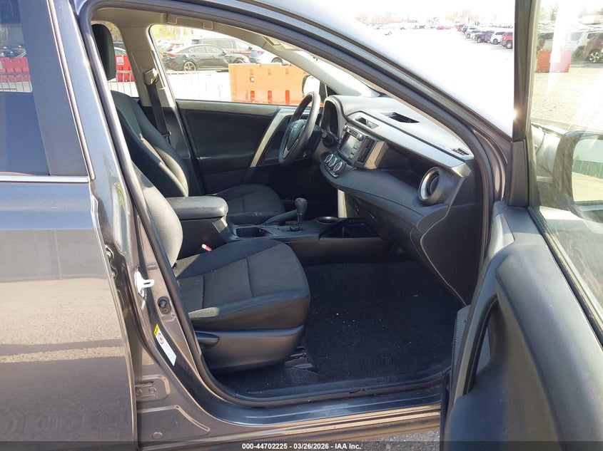 2014 Toyota Rav 4 VIN JTMBFREV4ED078099 IAAI salvage auction — REAR END, Wait Title, sold $3,825 on 2026-07-08 (photo 5)