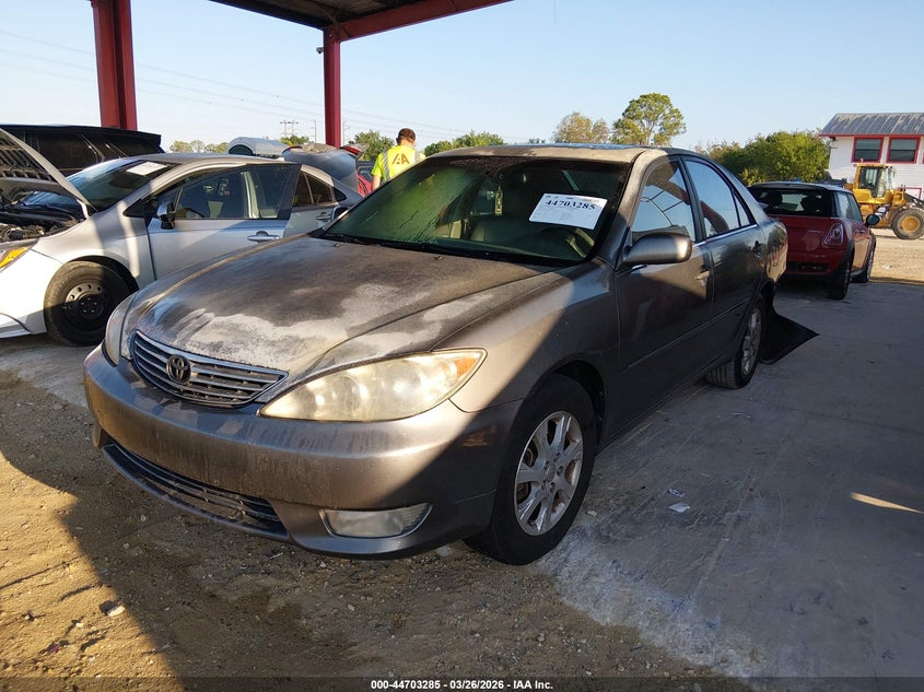 2006 Toyota Camry VIN JTDBF32K660169634 IAAI salvage auction — REAR END, Rebuildable (Florida), sold $500 on 2026-07-09 (photo 2)