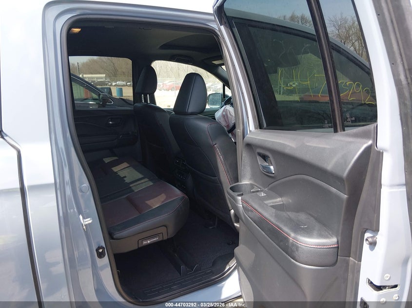 2025 Honda Ridgeline VIN 5FPYK3F88SB005910 IAAI salvage auction — LEFT FRONT, Wait Title, sold $11,900 on 2026-07-22 (photo 8)