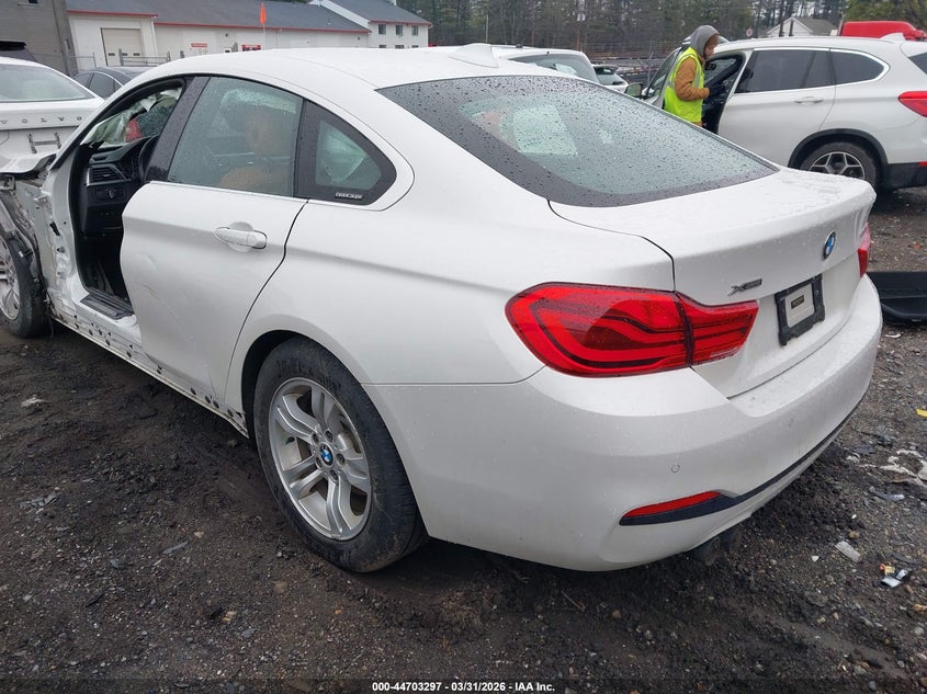 2018 BMW 4er VIN WBA4J3C50JBL03631 IAAI salvage auction — FRONT END, Clear (Massachusetts), sold $2,750 on 2026-07-10 (photo 3)