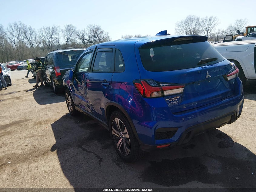 2021 Mitsubishi Outlander VIN JA4ARUAU4MU029643 IAAI salvage auction — LEFT SIDE, Salvage (Virginia), sold $3,950 on 2026-07-29 (photo 3)