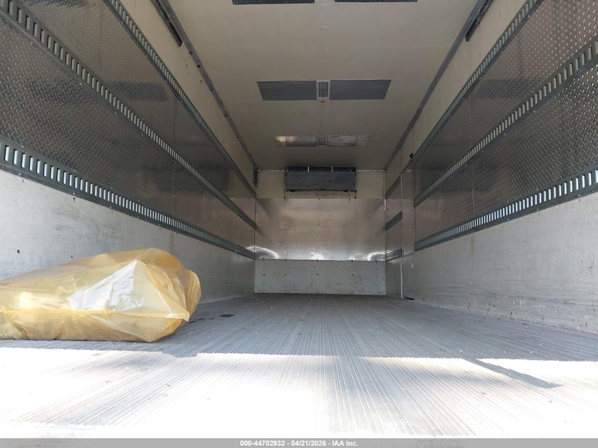 2024 Hino Hino l6 VIN 5PVNJ7AV2R5T54897 IAAI salvage auction — FRONT END, Salvage (New Jersey), sold $7,400 on 2026-09-21 (photo 6)