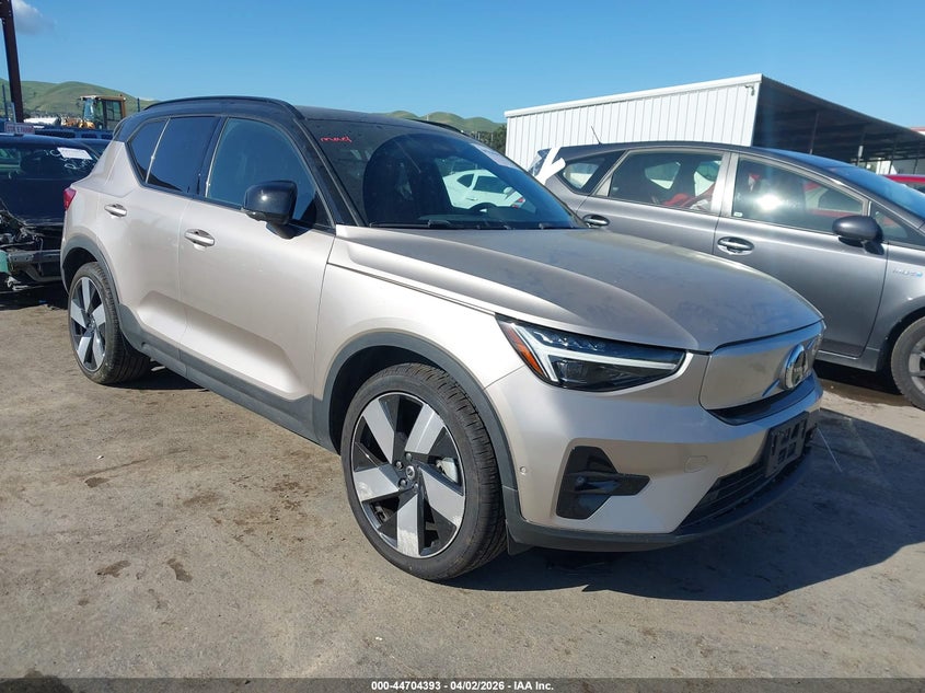 2024 Volvo Xc40 recharge VIN YV4ER3XL0R2253430 — IAAI salvage auction photo