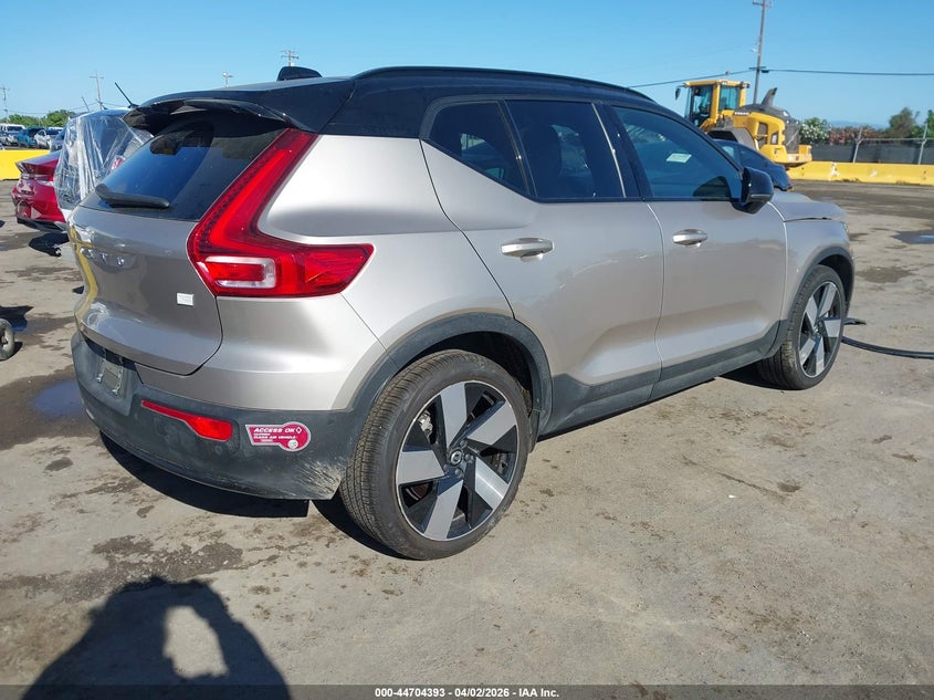 2024 Volvo Xc40 recharge VIN YV4ER3XL0R2253430 IAAI salvage auction — LEFT FRONT, Salvage (California), sold $14,450 on 2026-08-20 (photo 4)