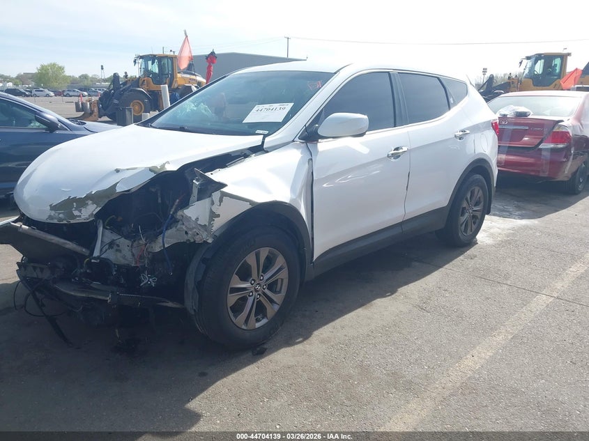 2015 Hyundai Santa fe VIN 5XYZT3LB6FG272472 IAAI salvage auction — FRONT & REAR, Wait Title, sold $475 on 2026-07-16 (photo 2)