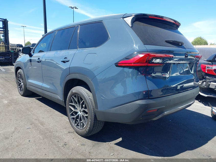 2024 Toyota Highlander VIN 5TDAAAA53RS007231 IAAI salvage auction — Unknown, Salvage Certificate (California), sold $17,800 on 2026-05-01 (photo 3)