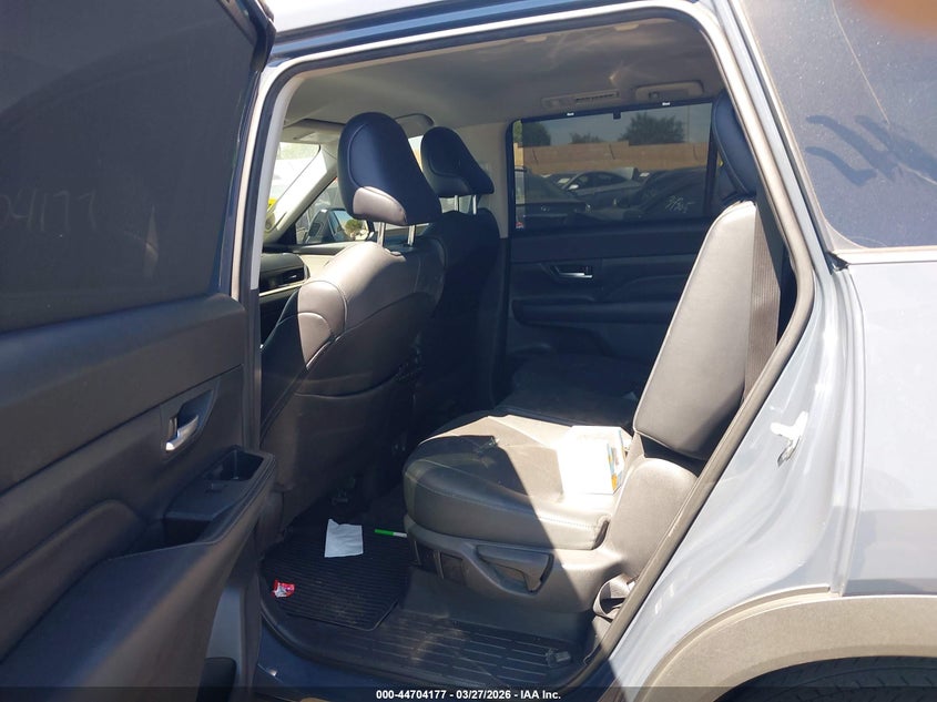2024 Toyota Highlander VIN 5TDAAAA53RS007231 IAAI salvage auction — Unknown, Salvage Certificate (California), sold $17,800 on 2026-05-01 (photo 8)