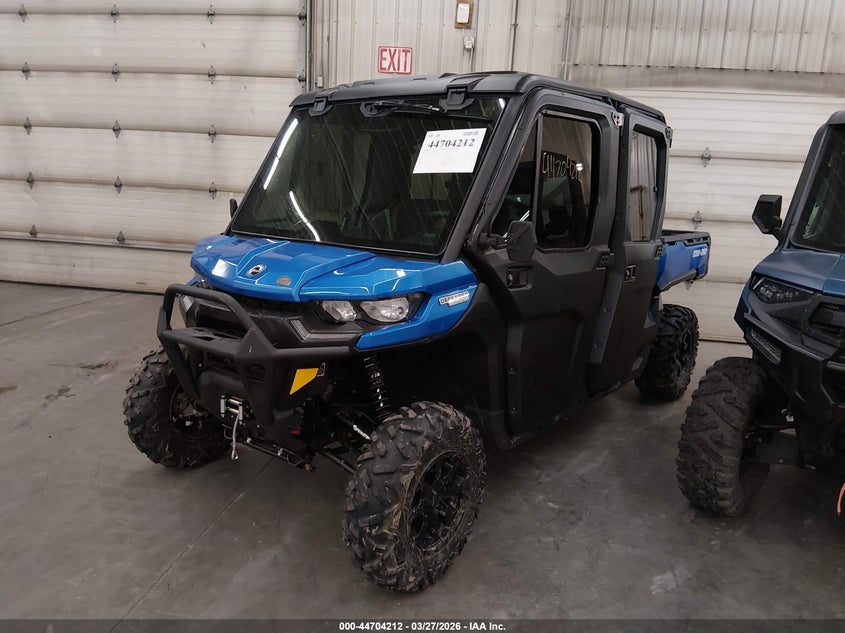 2021 Can-am Defender VIN 3JBUUAX42MK000877 IAAI salvage auction — FRESH WATER, Reg Card (Minnesota), sold $8,100 on 2026-07-21 (photo 2)