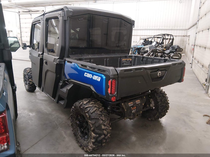 2021 Can-am Defender VIN 3JBUUAX42MK000877 IAAI salvage auction — FRESH WATER, Reg Card (Minnesota), sold $8,100 on 2026-07-21 (photo 3)