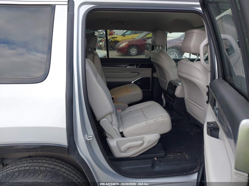 2024 Jeep Grand wagoneer VIN 1C4SJVBP4RS120835 IAAI salvage auction — LEFT FRONT, Salvage (Texas), sold $8,600 on 2026-07-28 (photo 8)