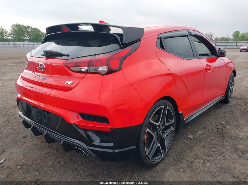 2021 Hyundai Veloster VIN KMHT36AHXMU009682 IAAI salvage auction — INTERIOR BURN, Parts Only (Arkansas), sold $950 on 2026-07-22 (photo 4)