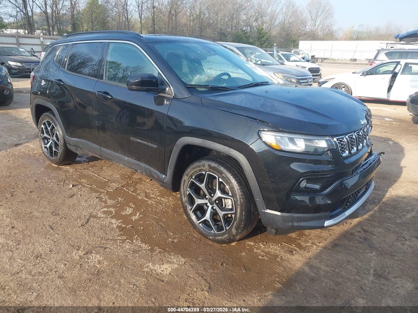 2025 Jeep Compass VIN 3C4NJDCN3ST560702 — IAAI salvage auction photo