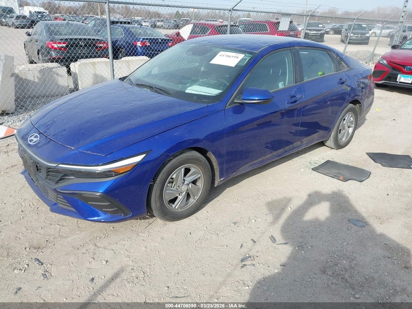 2025 Hyundai Elantra VIN KMHLL4DG7SU991790 IAAI salvage auction — HAIL, Salvage (Illinois), sold $5,500 on 2026-07-07 (photo 2)