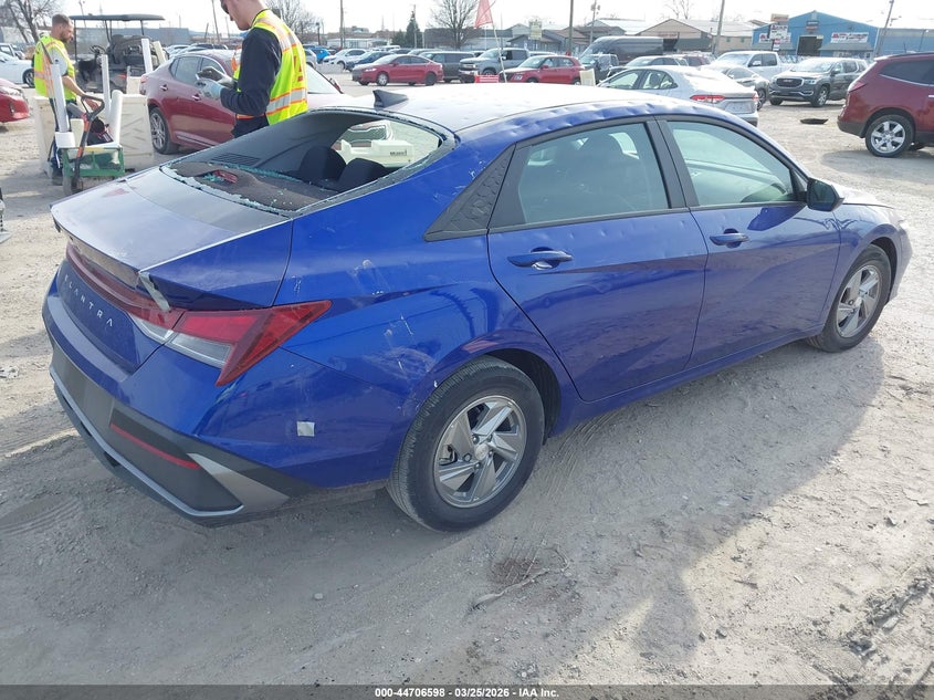2025 Hyundai Elantra VIN KMHLL4DG7SU991790 IAAI salvage auction — HAIL, Salvage (Illinois), sold $5,500 on 2026-07-07 (photo 4)