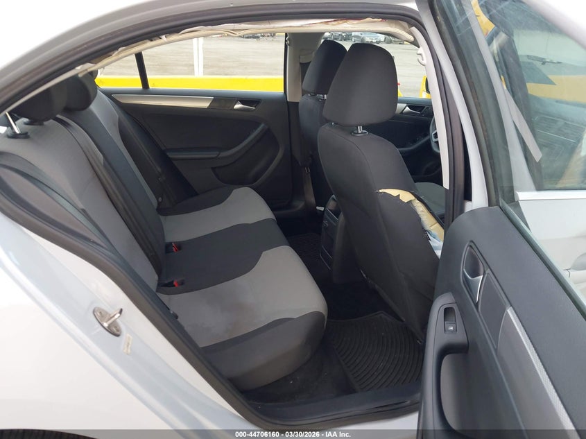 2017 Volkswagen Jetta VIN 3VW2B7AJ6HM406745 IAAI salvage auction — RIGHT SIDE, Wait Title, sold $3,700 on 2026-07-09 (photo 8)