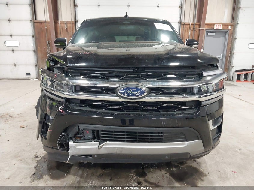 2024 Ford Expedition VIN 1FMJU2A84REA76356 IAAI salvage auction — FRONT END, Wait Title, sold $15,500 on 2026-07-30 (photo 6)