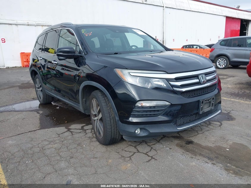 2017 Honda Pilot VIN 5FNYF6H98HB066123 IAAI salvage auction — RIGHT REAR, Salvage (Oregon), sold $8,100 on 2026-07-09 (photo 1)