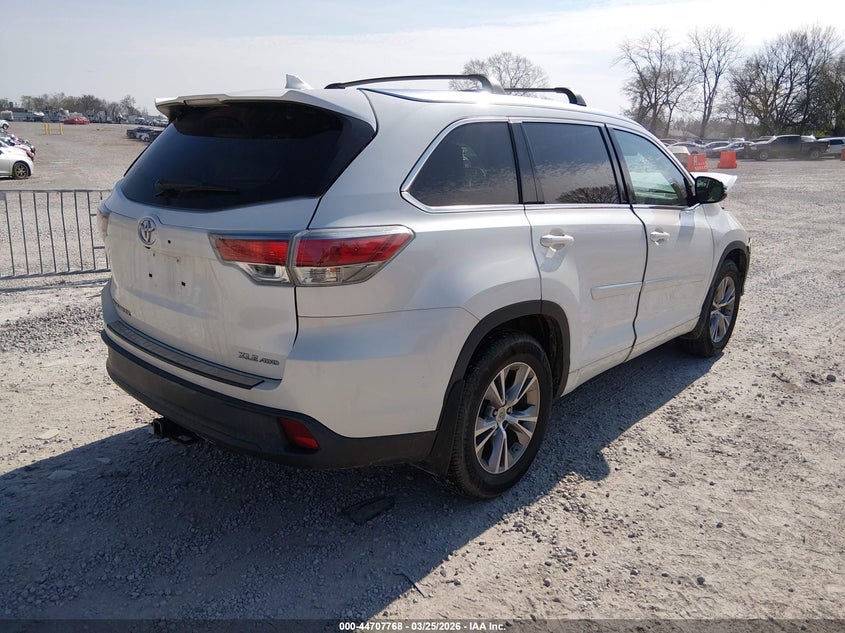 2015 Toyota Highlander VIN 5TDJKRFH7FS187629 IAAI salvage auction — FRONT END, Original (Kentucky), sold $4,550 on 2026-07-29 (photo 4)