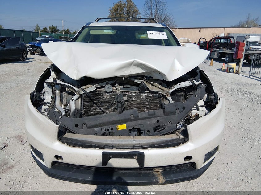 2015 Toyota Highlander VIN 5TDJKRFH7FS187629 IAAI salvage auction — FRONT END, Original (Kentucky), sold $4,550 on 2026-07-29 (photo 6)