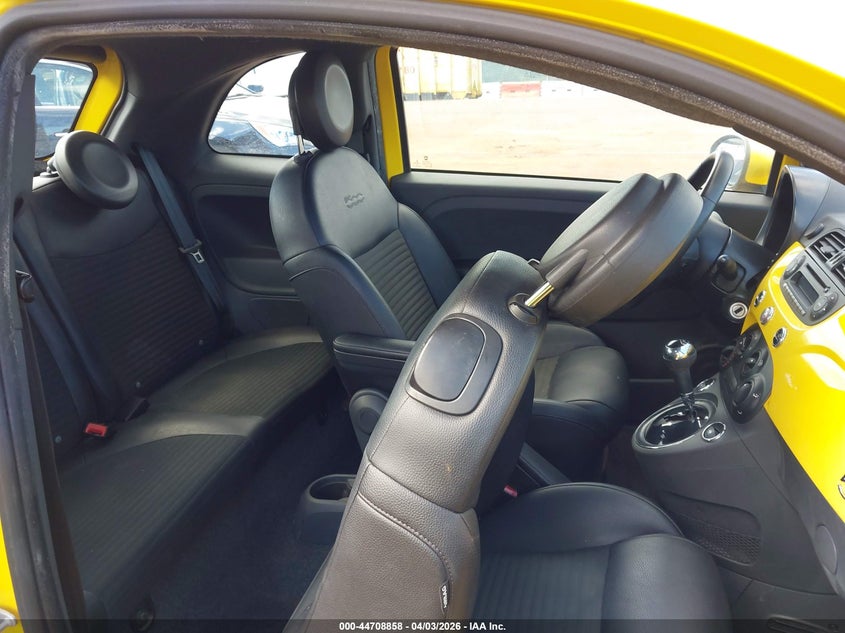 2015 Fiat 500 VIN 3C3CFFBR7FT756953 IAAI salvage auction — WATER/FLOOD, Salvage (Hawaii), sold $225 on 2026-08-11 (photo 8)